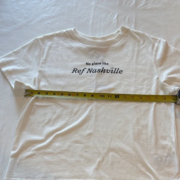Reformation White Cropped Tee with Black 'Ref Nashville' Text - Picture 4 of 6